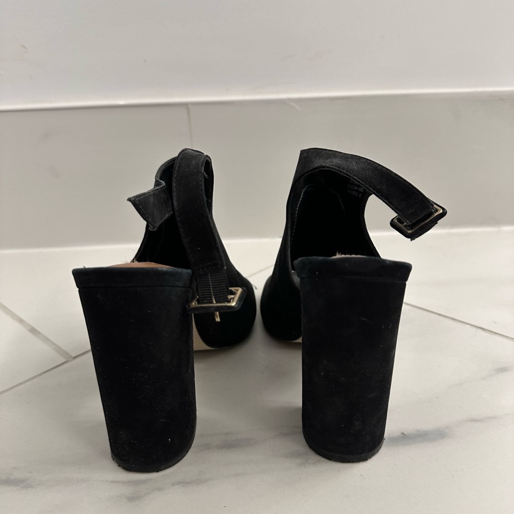 STEVE MADDEN OPEN TOE BLOCK HEEL IN BLACK SUEDE - size 7 - Picture 4 of 5